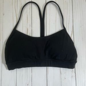 Lululemon flow y bra in black excellent condition size 4